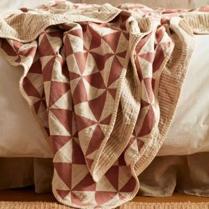 Rosewood Tilly 100% Organic Cotton Quilted Throw