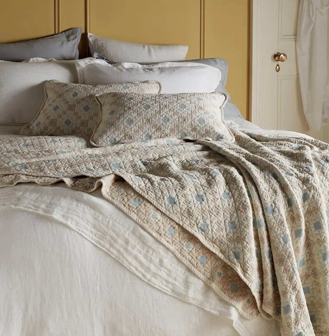 Pippa Patchwork 100% Cotton Quilted Throw